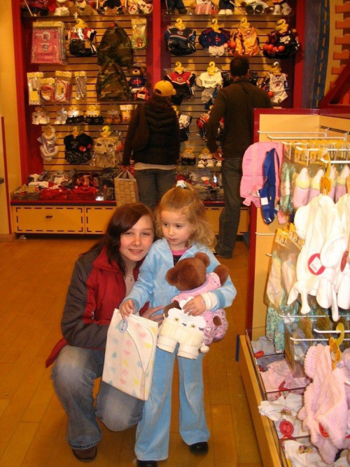 pierrwszy dzien w Kanadzie, Build a Bear store, West Edmonton Mall