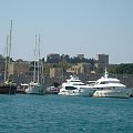 Port w Starym Miescie #StareMiasto #Rodos #ruiny #morze #statek