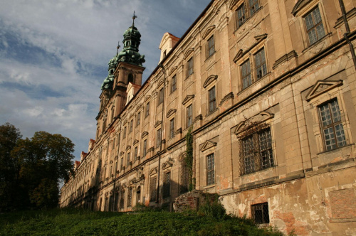 Ruiny opactwa cystersów w Lubiążu. Największego opactwa cysterskiego na świecie. Pierwszego opactwa cysterskiego na Śląsku. #Lubiąż #Śląsk #DolnyŚląsk #Silesia