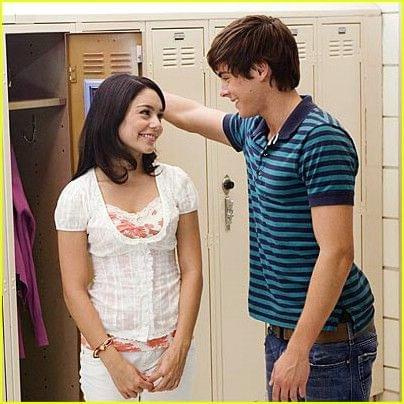 #HighSchoolMusical2