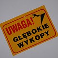 Środek pokoju centralnie na ścianie :)