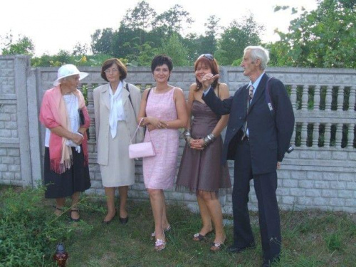 Mama, Ola, Agnieszka - córka Antka, Waada, Antek.
Ignacow, lipiec 2007