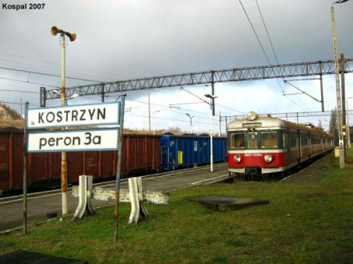 31.12.2007 EN57-1539 jako pociąg do Szczecina Gł czeka na godz. odj.