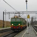 19.01.2008 201E-277 PTK Rybnik z składem Eaosów.