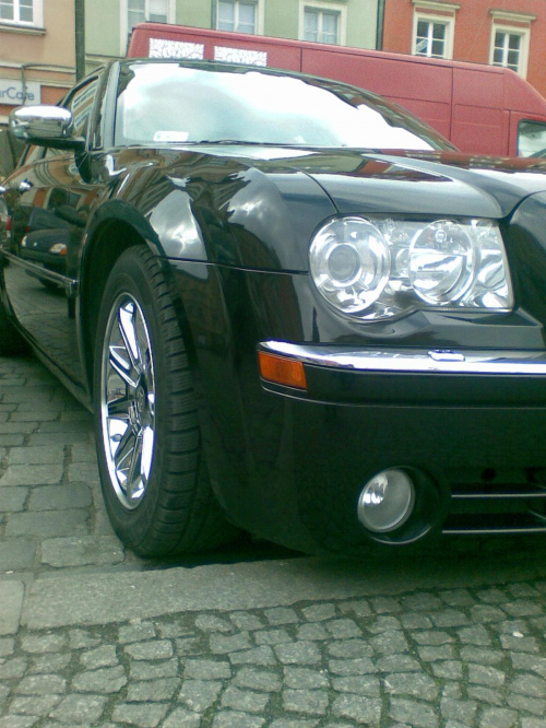 Chrysler 300C HEMI