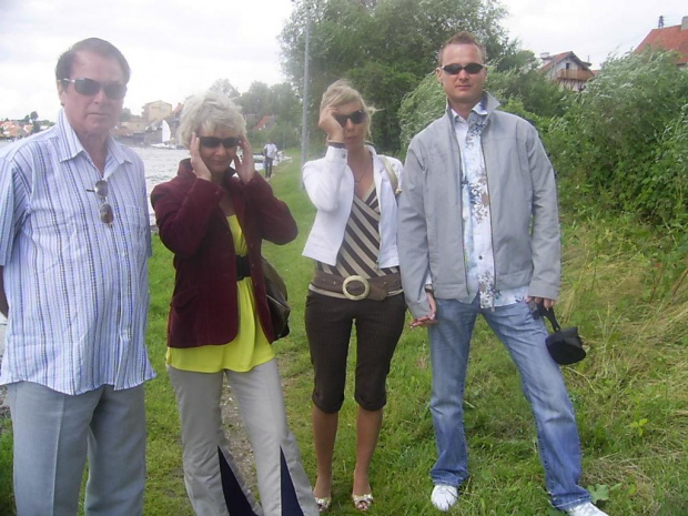 wujek Wiesiek , ciocia Mila , Magda i Tomek 24 czerwca 2007