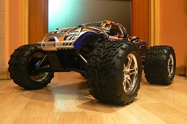#revo #tamiya #rc18t #radom