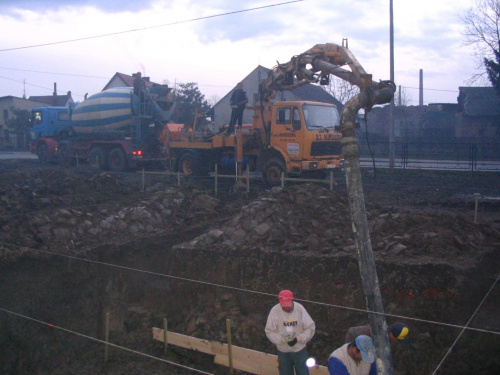 pierwsza grucha z betonem...