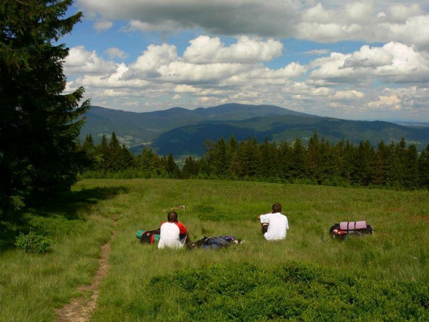 Niespodziewanie długi przystanek zachwycał doskonałym widokiem na Pilsko (1557 m n.p.m.) oraz równie atrakcyjne otoczenie