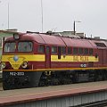 21.10.2007 (Rzepin) M62-3513 (Rail Polska) stoi na żeberku czekając na pociąg.