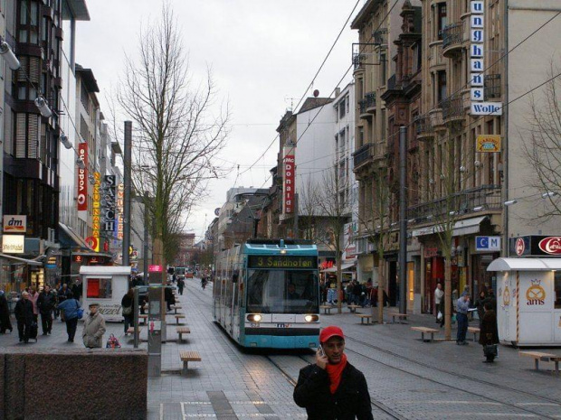 Tramwaje na deptakach.