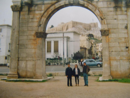 Z przyjaciółmi Marzeną i Janem w Atenach 1993 ; With friends in Greece 1993