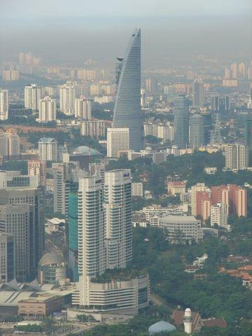 widok z wieży TV (Menara Kuala Lumpur)