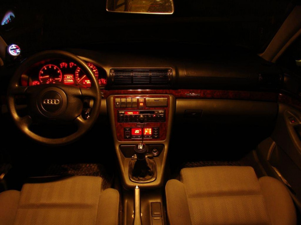 Audi A4 1.8T quattro