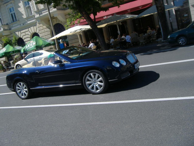 Bentley Continental GTC