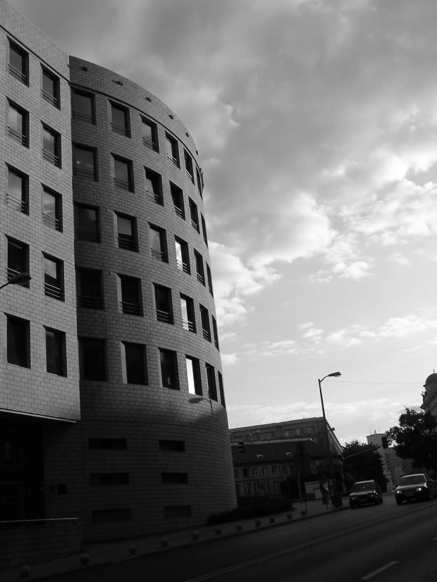#budynek #biurowiec #niebo