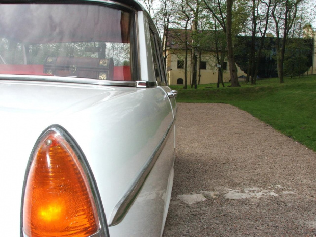 #samochód #auto #pojazd #oldtimer #Fiat1800 #fiat