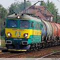 Lok. 060Da-2386 z Euronaft Trzebinia przejeżdża przez Sosnowiec Jęzor wraz ze składem cystern. Dn. 16.09.2006 roku