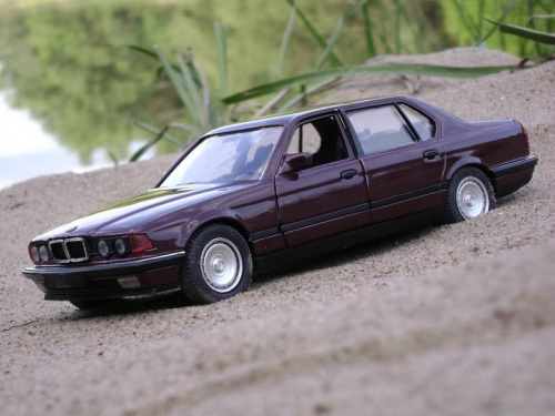 BMW E32 750iL #BMWE32
