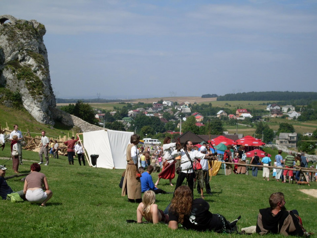 Ogrodzieniec 2008 - turniej łuczniczy