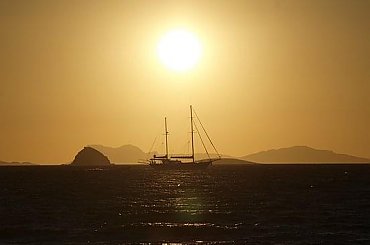 Zachód słońca 2 #morze #niebo #ocean #statek #Turcja #woda #wyspy #zachód