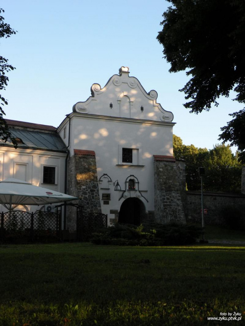 Zamek Kazimierzowski w Przemyślu - remont - sierpień 2008 #Przemyśl #remont #zamek #kazimierzowski