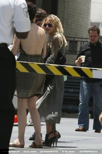 MK on the set of weeds-paparazzi czerwiec 2007