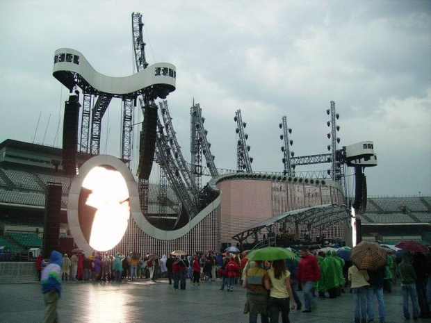 ...a właściwie w Chorzowie na stadionie śląskim.21-06-2007 roku przy akompaniamencie makabrycznej ulewy i niezwykłej burzy!!!