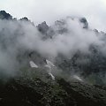 Pośrednia Grań w otoczce chmur #Tatry