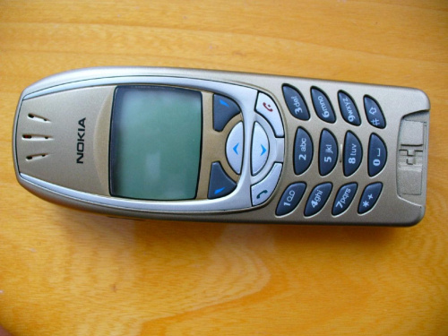 NOKIA 6310i