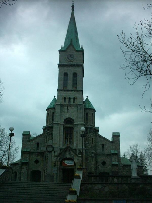 Kościół zlokalizowany na Krupówkach w Zakopanem