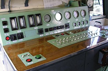 #lokomotywa #spalinowóz #stacja #lokomotywownia #kolej #kolejnictwo