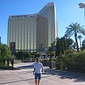 z widokiem na słynne kasyno Mandalay Bay