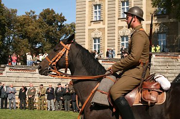 Prezentują się okazale . #Militaria #Imprezy #Plenerowe